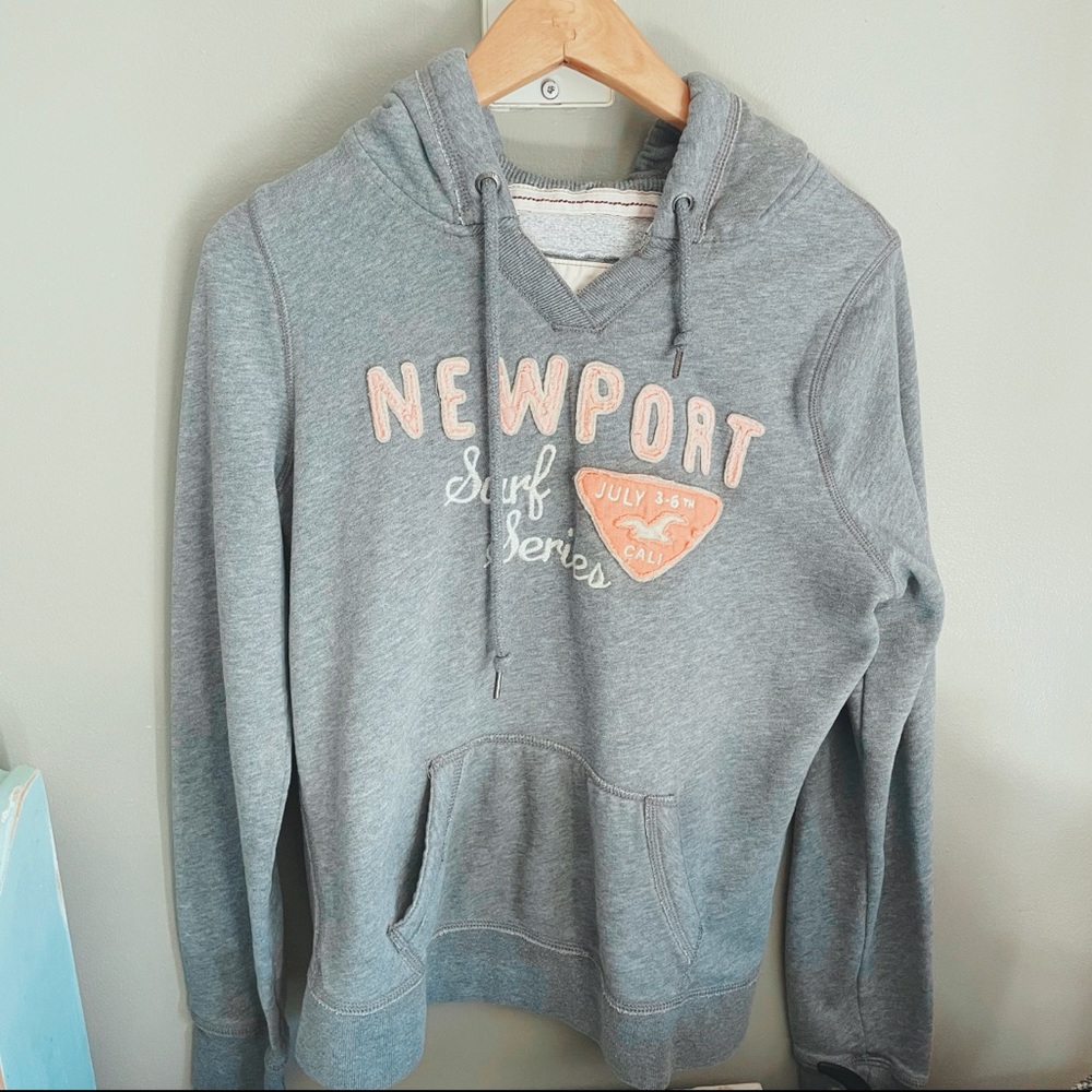 Hollister gray and pink hooded sweatshirt size large
